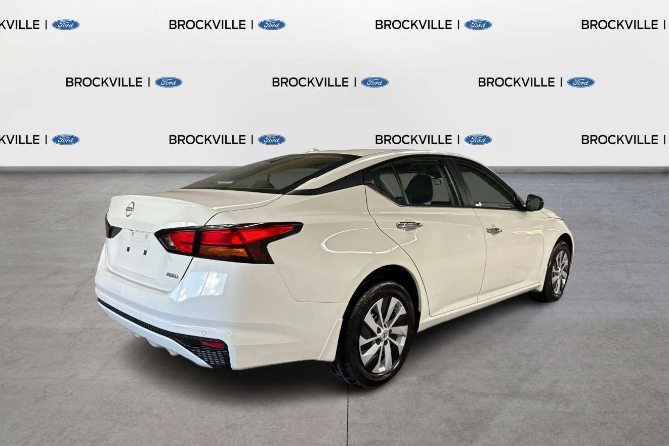 2025 Nissan Altima S  | AWD Fuel Efficient CarPlay Safety Shield — снимка 1