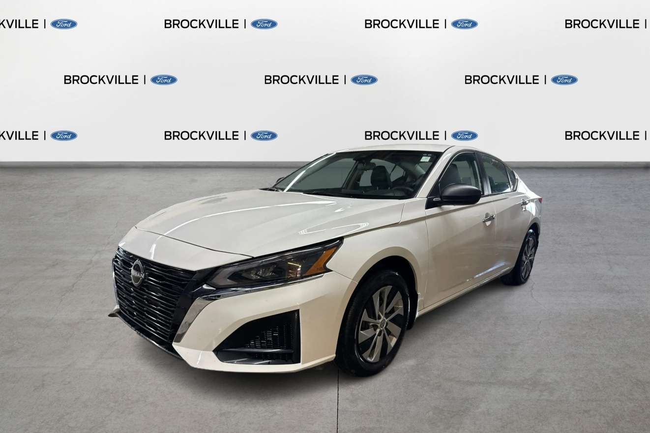 2025 Nissan Altima S  | AWD Fuel Efficient CarPlay Safety Shield — снимка 1