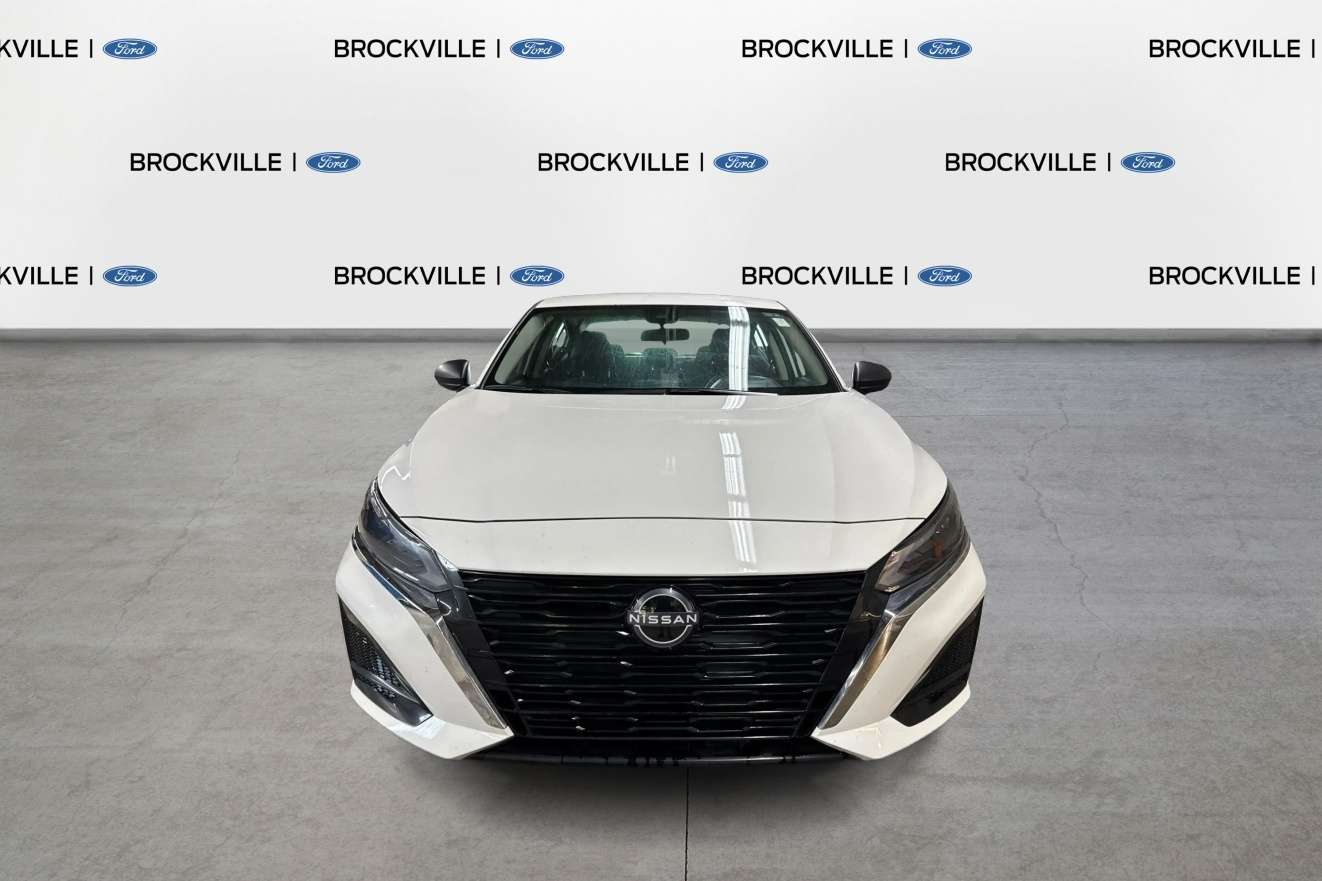 2025 Nissan Altima S  | AWD Fuel Efficient CarPlay Safety Shield — снимка 1
