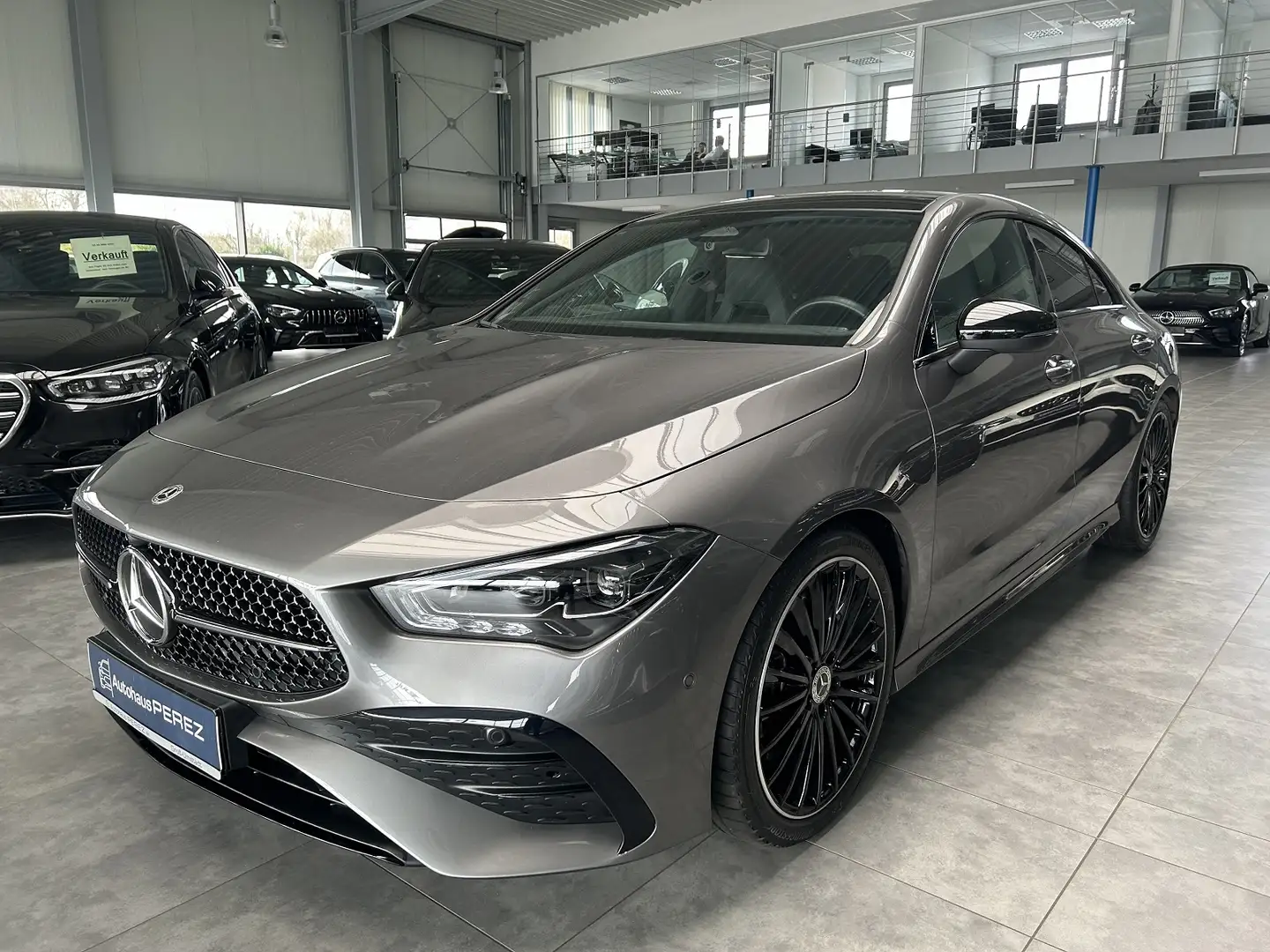 Mercedes-Benz CLA 250 4M AMG PREMIUM-PANORAMA-AHK-MULTIBEAM Gris - 2
