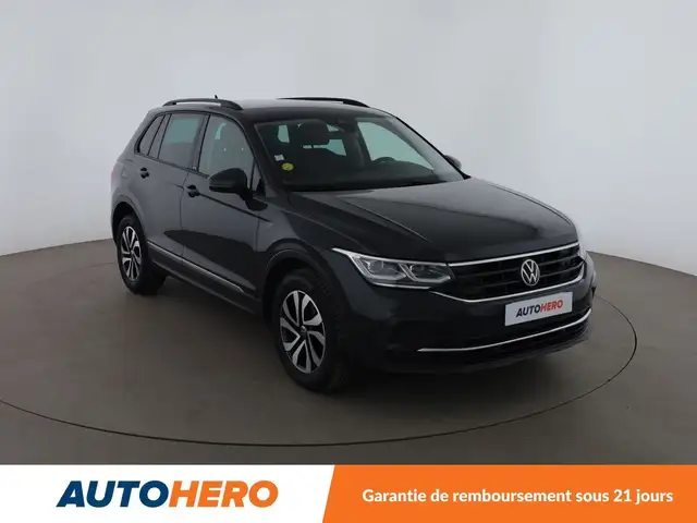 Volkswagen Tiguan view 8