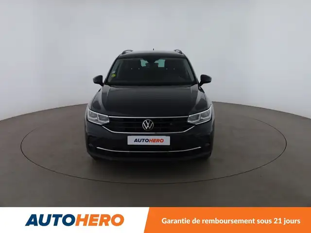 Volkswagen Tiguan view 9
