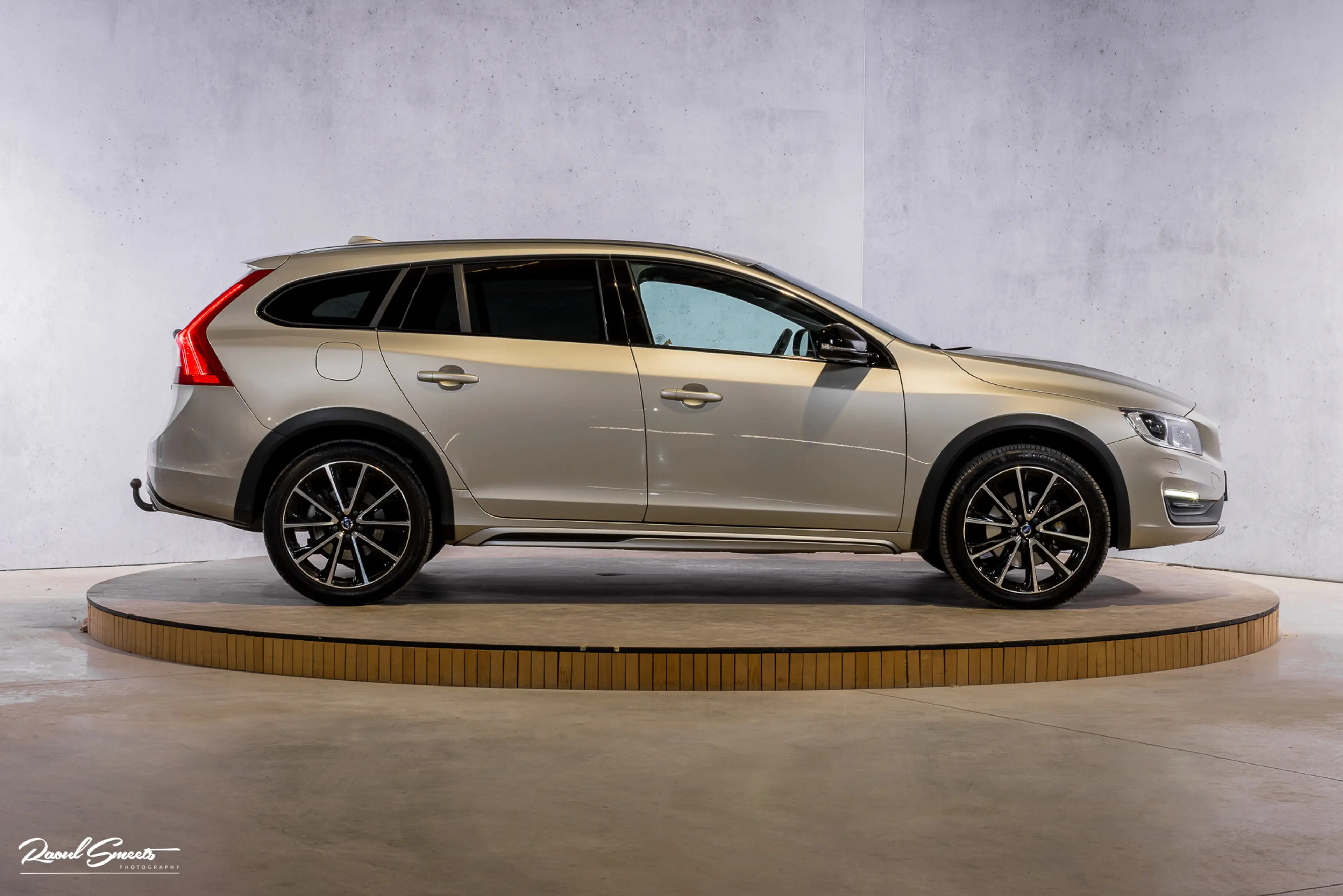 Volvo V60 Cross Country 2.0 T5 AWD Summum | Trekhaak | Memory | Cruise Con — photo 5