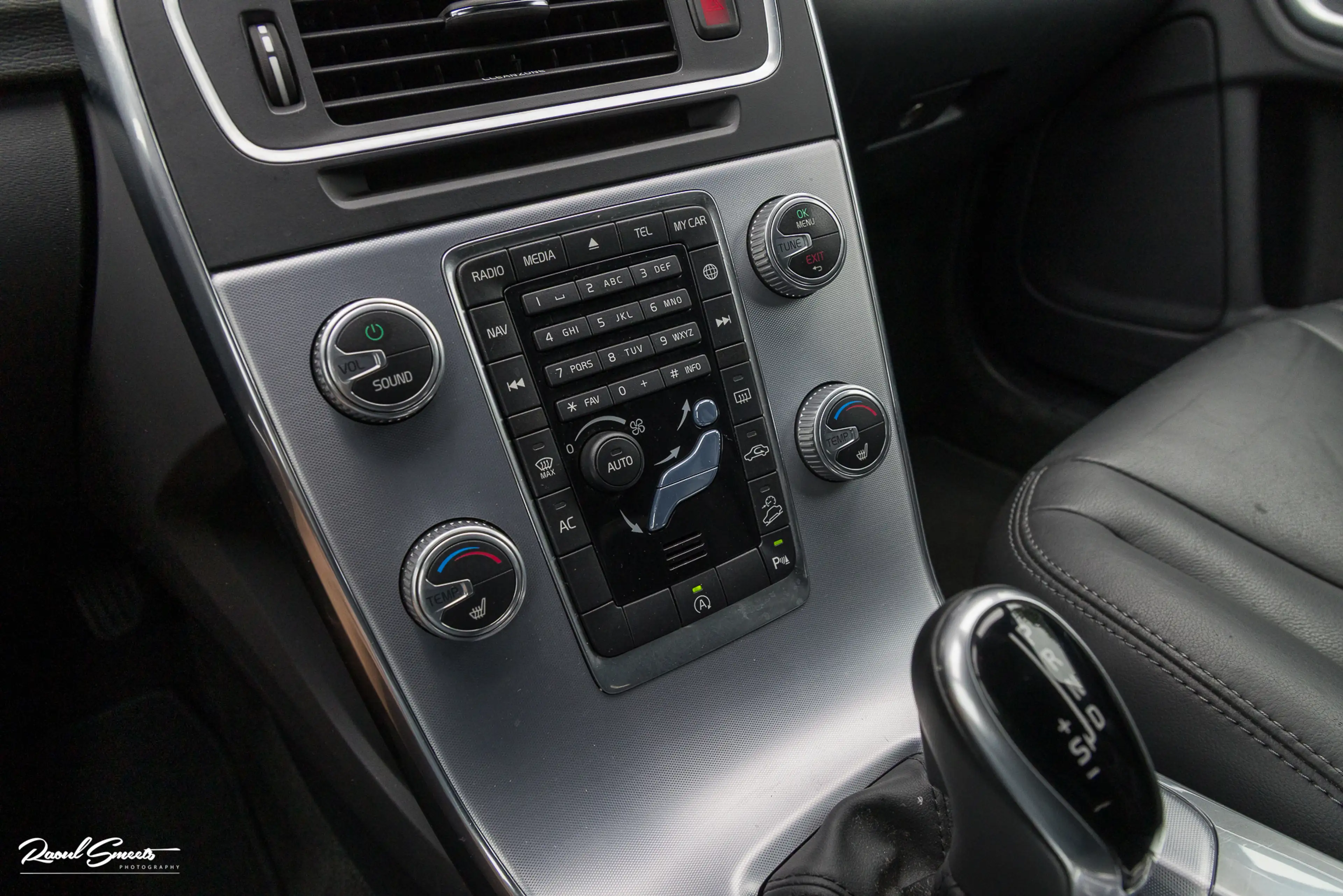 Volvo V60 Cross Country 2.0 T5 AWD Summum | Trekhaak | Memory | Cruise Con — photo 33