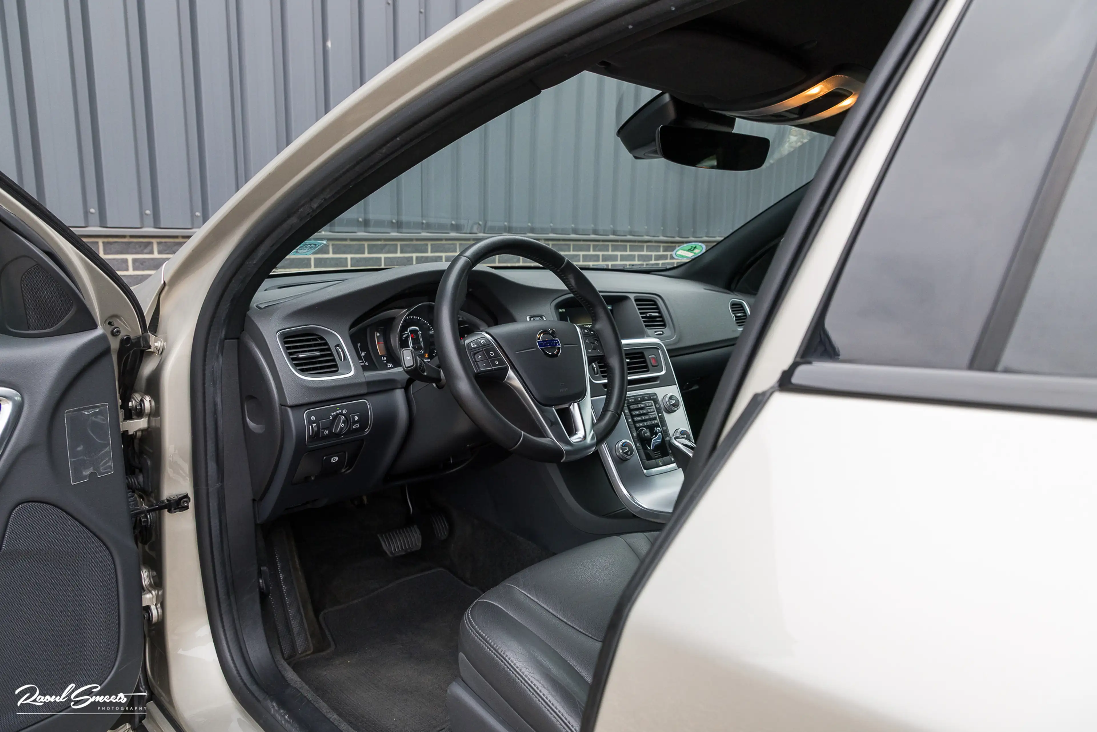 Volvo V60 Cross Country 2.0 T5 AWD Summum | Trekhaak | Memory | Cruise Con — photo 19