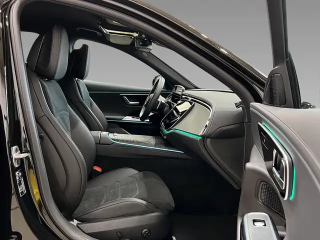 Mercedes-Benz E-Class view 12