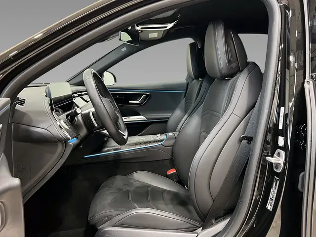 Mercedes-Benz E-Class view 9