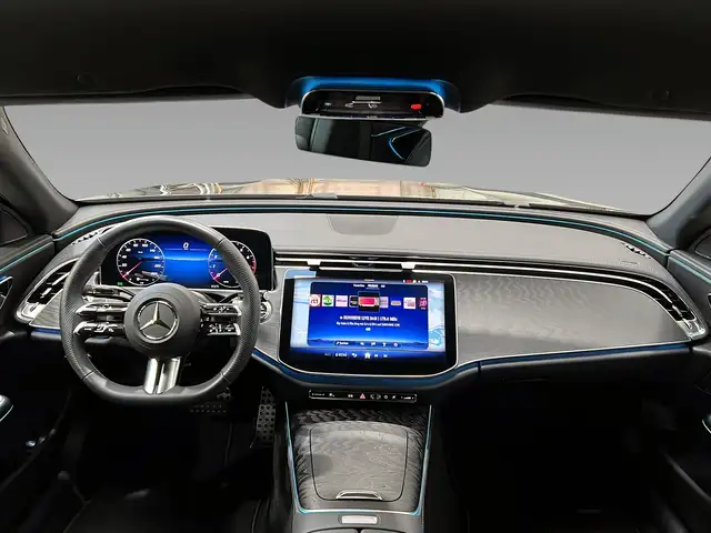 Mercedes-Benz E-Class view 11