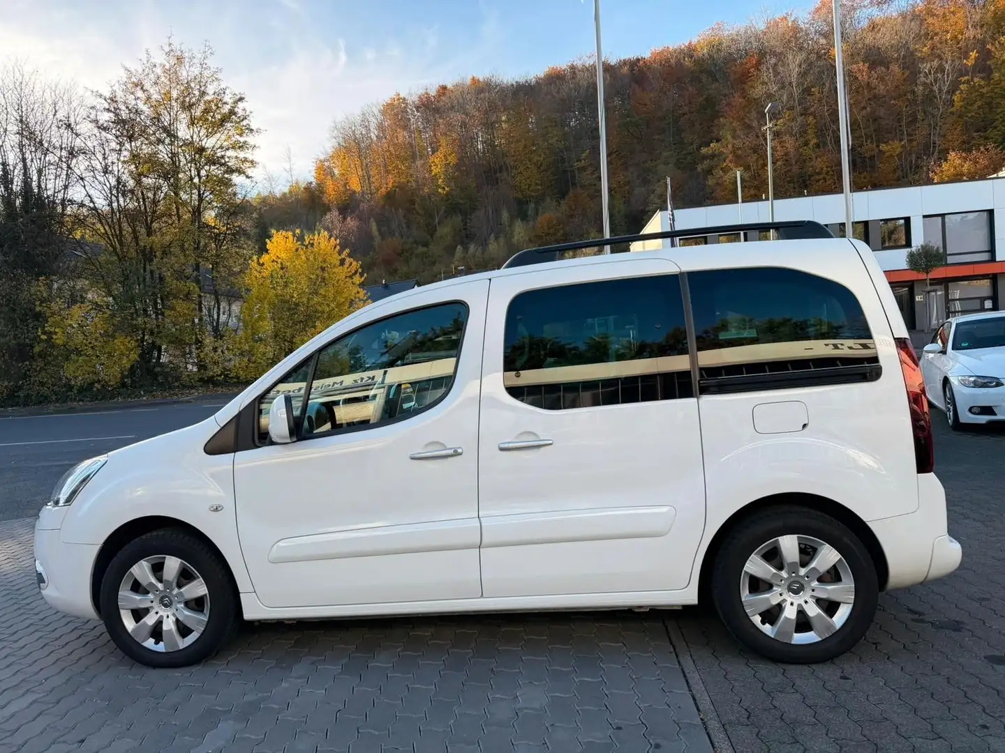 Citroen Berlingo Selection, Multispace,AHK,Klima,Panoram - 2
