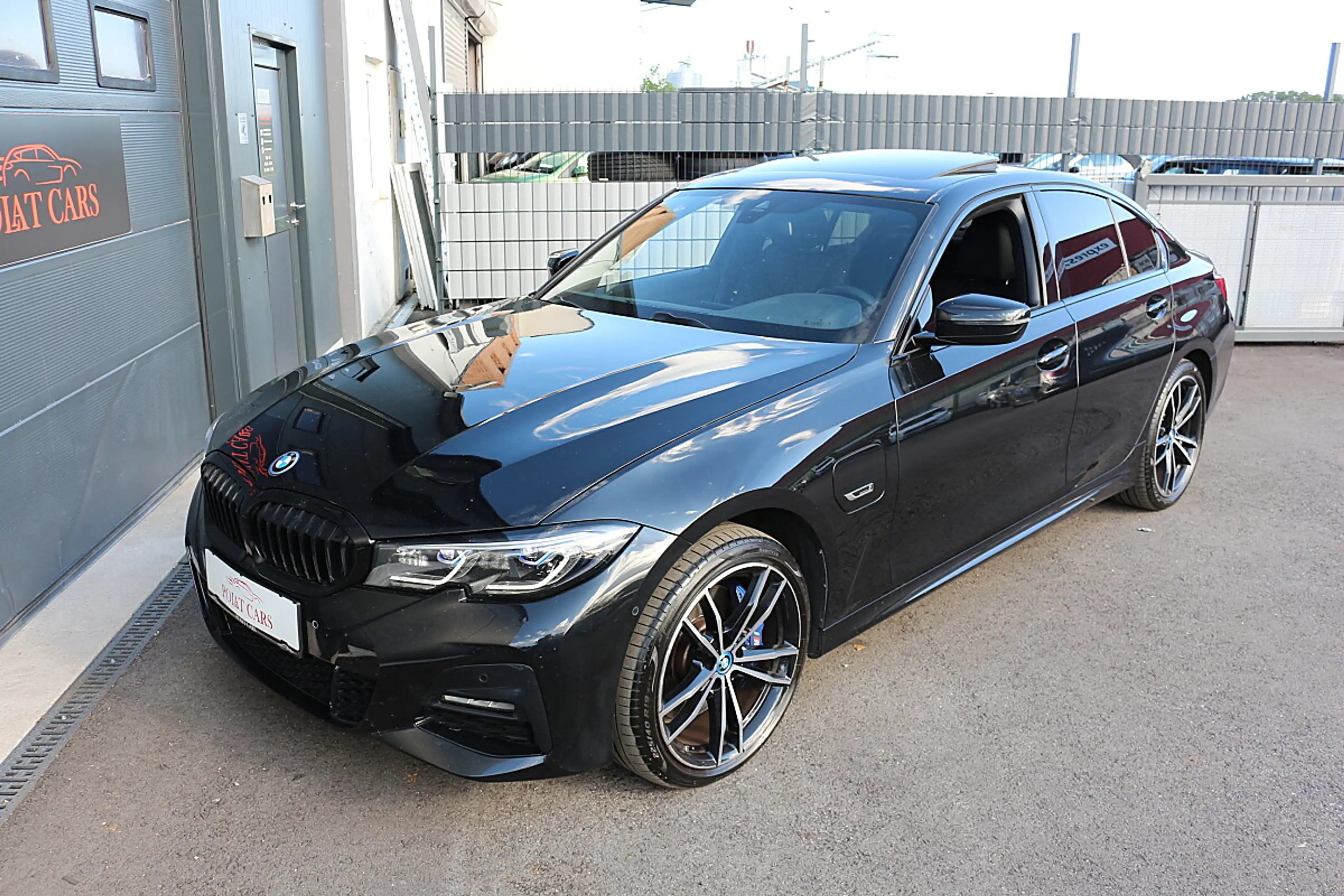 BMW 330 e PHEV xDrive Aut M-Paket *1Besitz* — photo 11