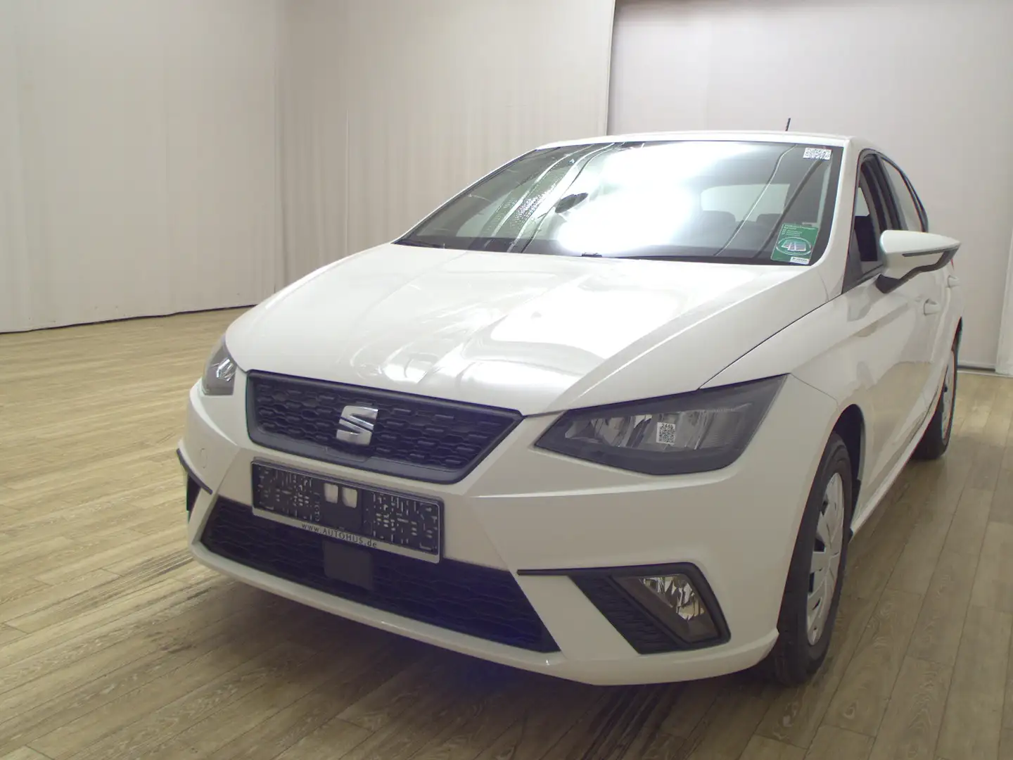 SEAT Ibiza 1.0 Reference LED DAB+ PDC SHZ Weiß - 2