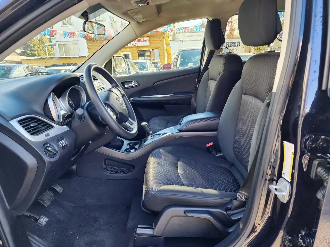 Dodge Journey снимка Dodge Journey