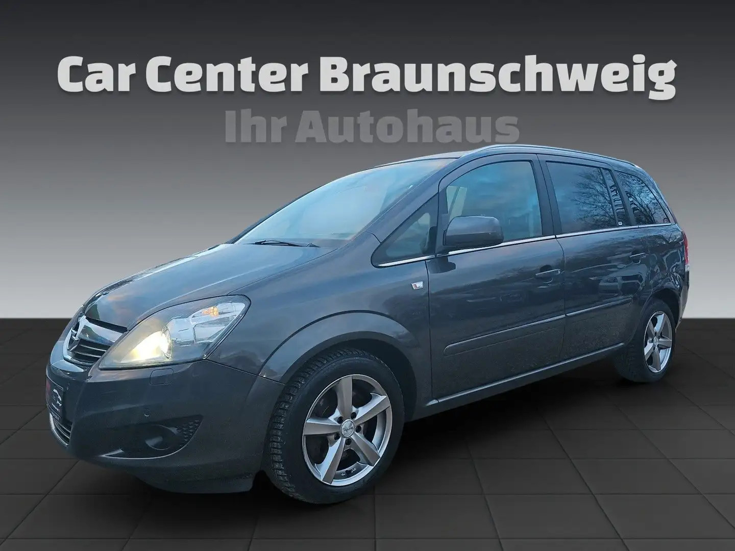Opel Zafira 1.7 CDTI Family Plus+7Sitze+AHK+Navi Grau - 1