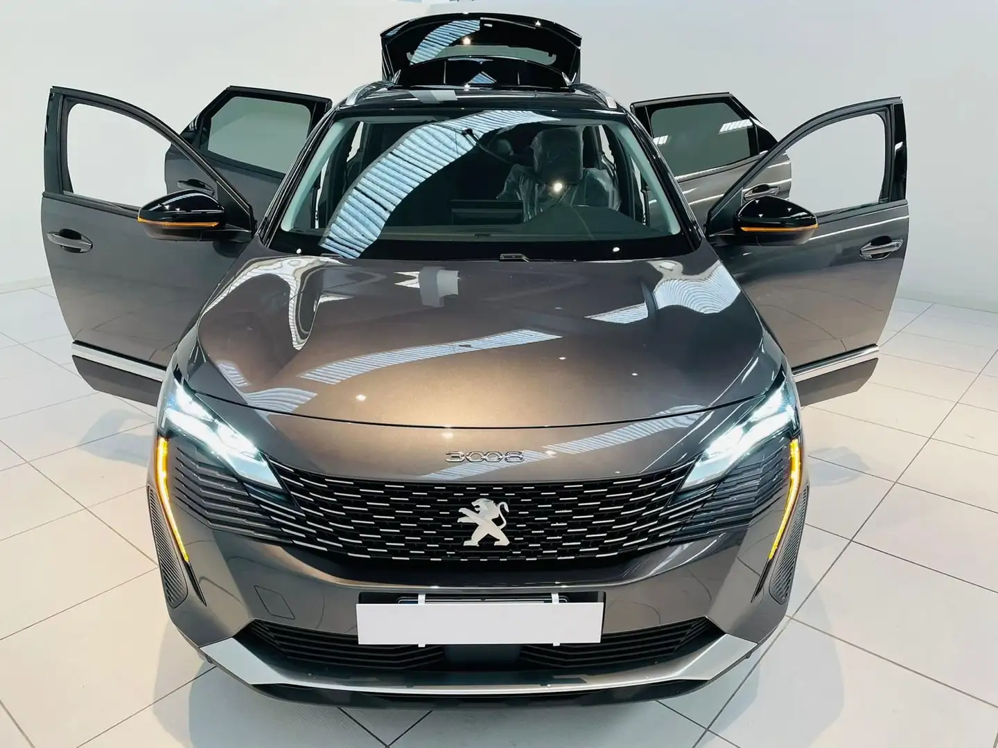 Peugeot 3008 BlueHDi 130 EAT8 S&S Allure Pack Grigio - 2