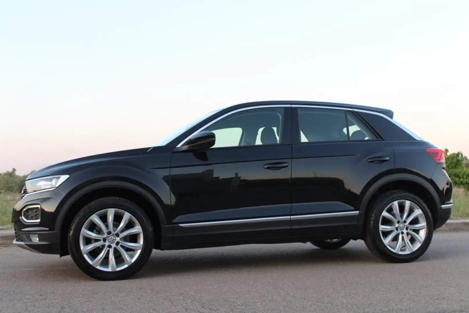 Volkswagen T-Roc 1.6 tdi *FULL LED *V. COCKPIT *ADVANCED Nero - 2