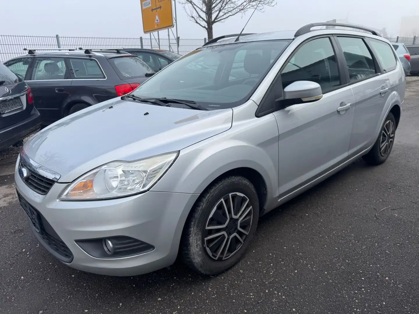 Ford Focus Turnier Concept SR+WR Silber - 1