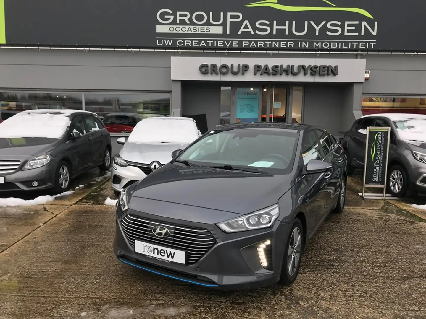 Hyundai IONIQ Premium 1.6GDi 105PK Szürke - 1