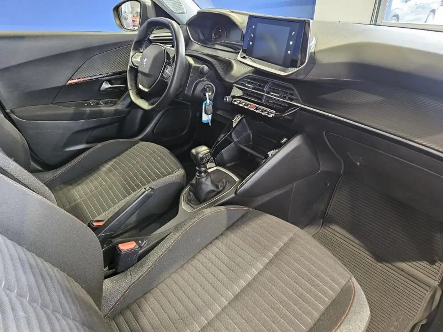 Peugeot 2008 Active Pack 1.2i 130pk Camera/GPS/PDC/Carplay Gris - 2