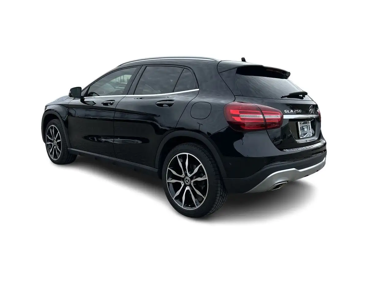 Mercedes-Benz GLA снимка Mercedes-Benz GLA