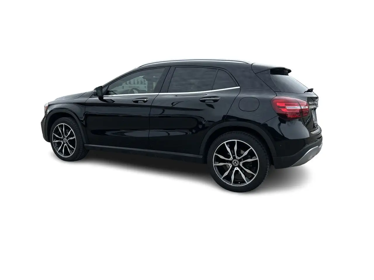 Mercedes-Benz GLA снимка Mercedes-Benz GLA