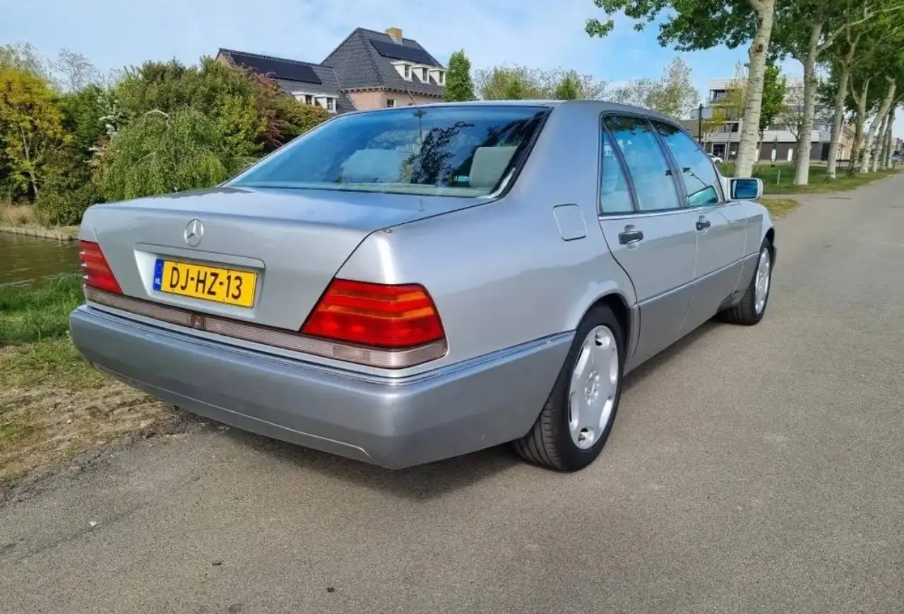 Mercedes-Benz S 300 SE (NAP), foto 2