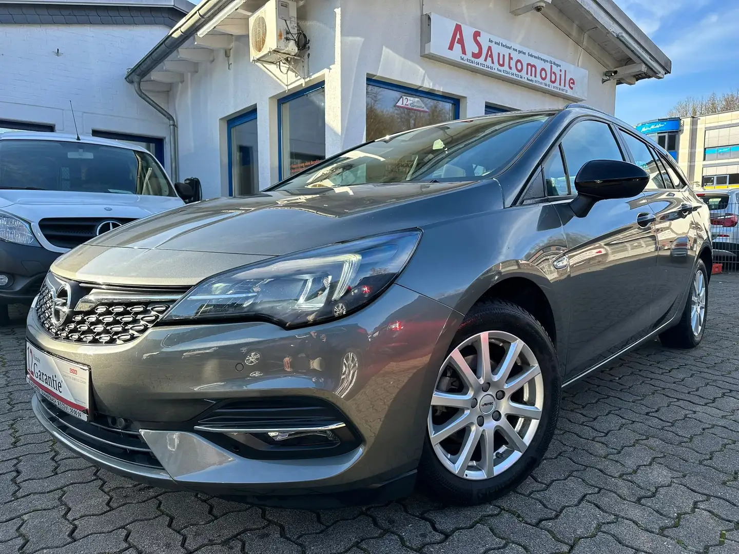 Opel Astra 1.5 CDTI Aut.St/St+NAVI+KLIMATRONIK+PDC+SCH+LED+ Grau - 1
