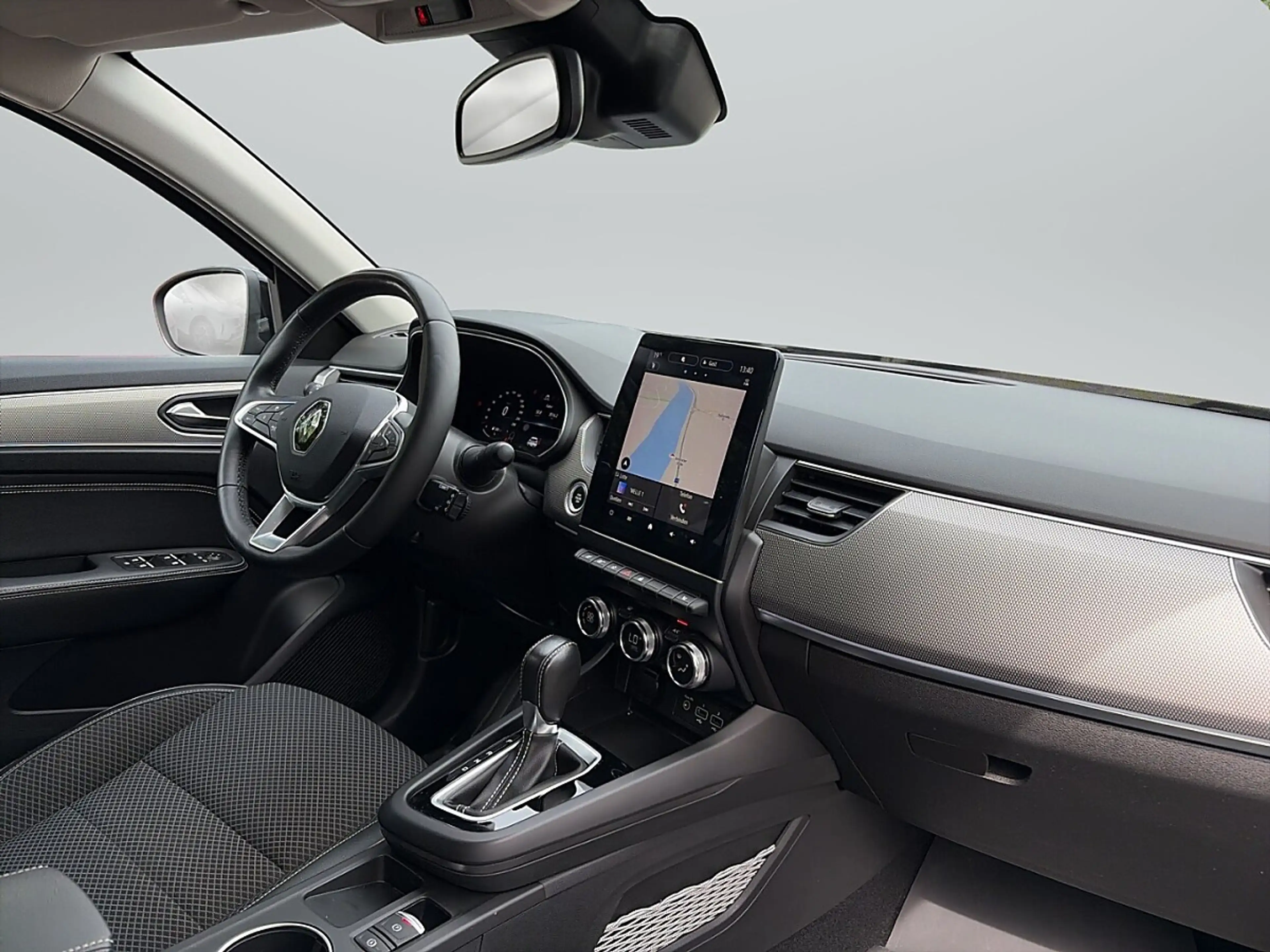Renault Arkana TCe 140 EDC PF Intens Aut. — photo 6