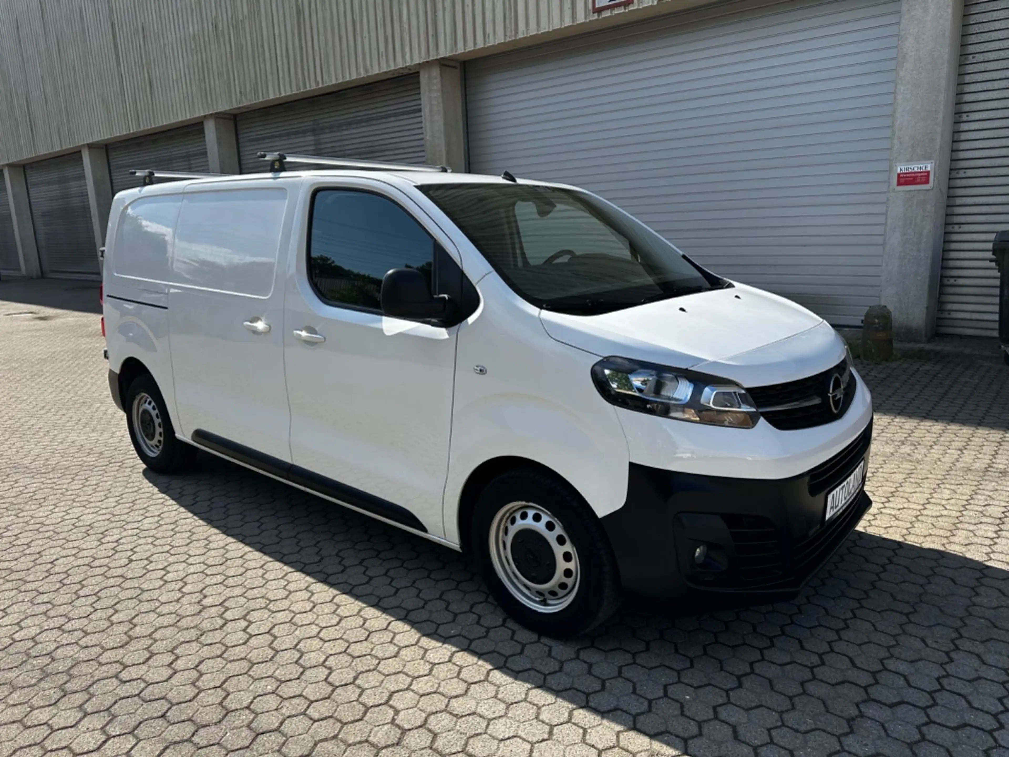 Opel Vivaro 2.0 D Kasten L2 Automat*Regalsystem* — photo 4