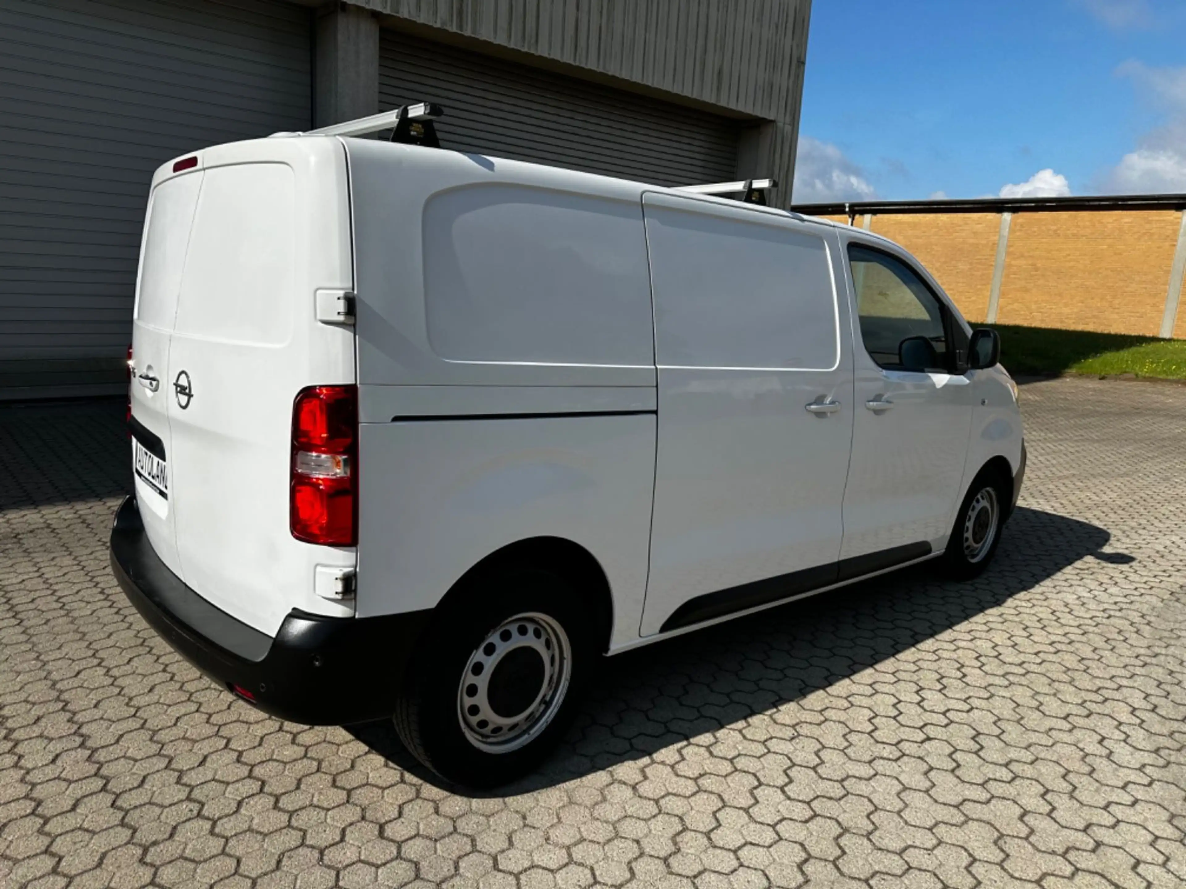 Opel Vivaro 2.0 D Kasten L2 Automat*Regalsystem* — photo 3