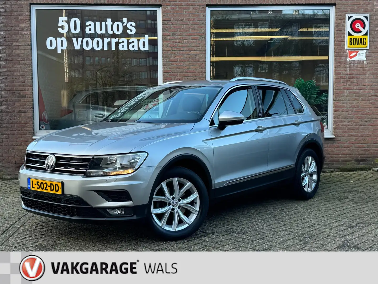 Volkswagen Tiguan 1.4 TSI COMFORTLINE BUSINESS R | NAVI | AIRCO | VE Grijs - 1