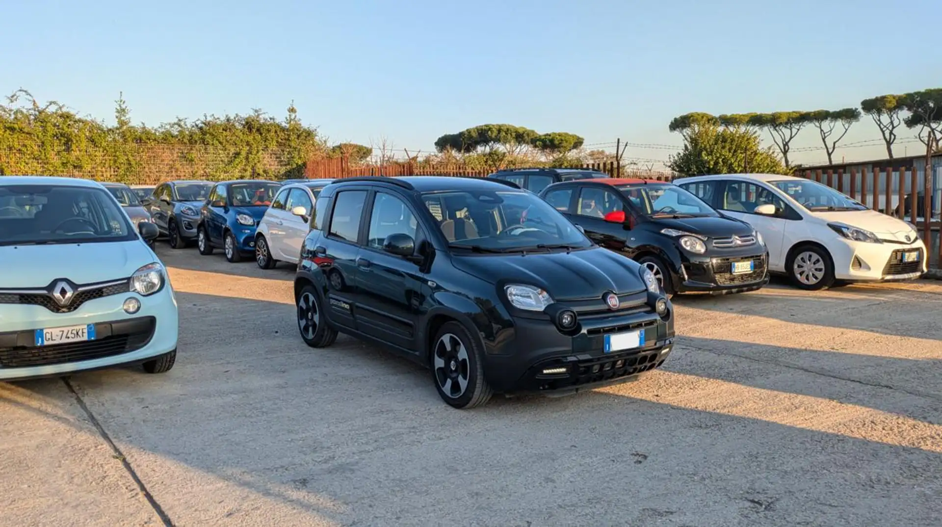 Fiat New Panda PANDINA CROSS HYBRID 1.0cc70cv Vert - 1