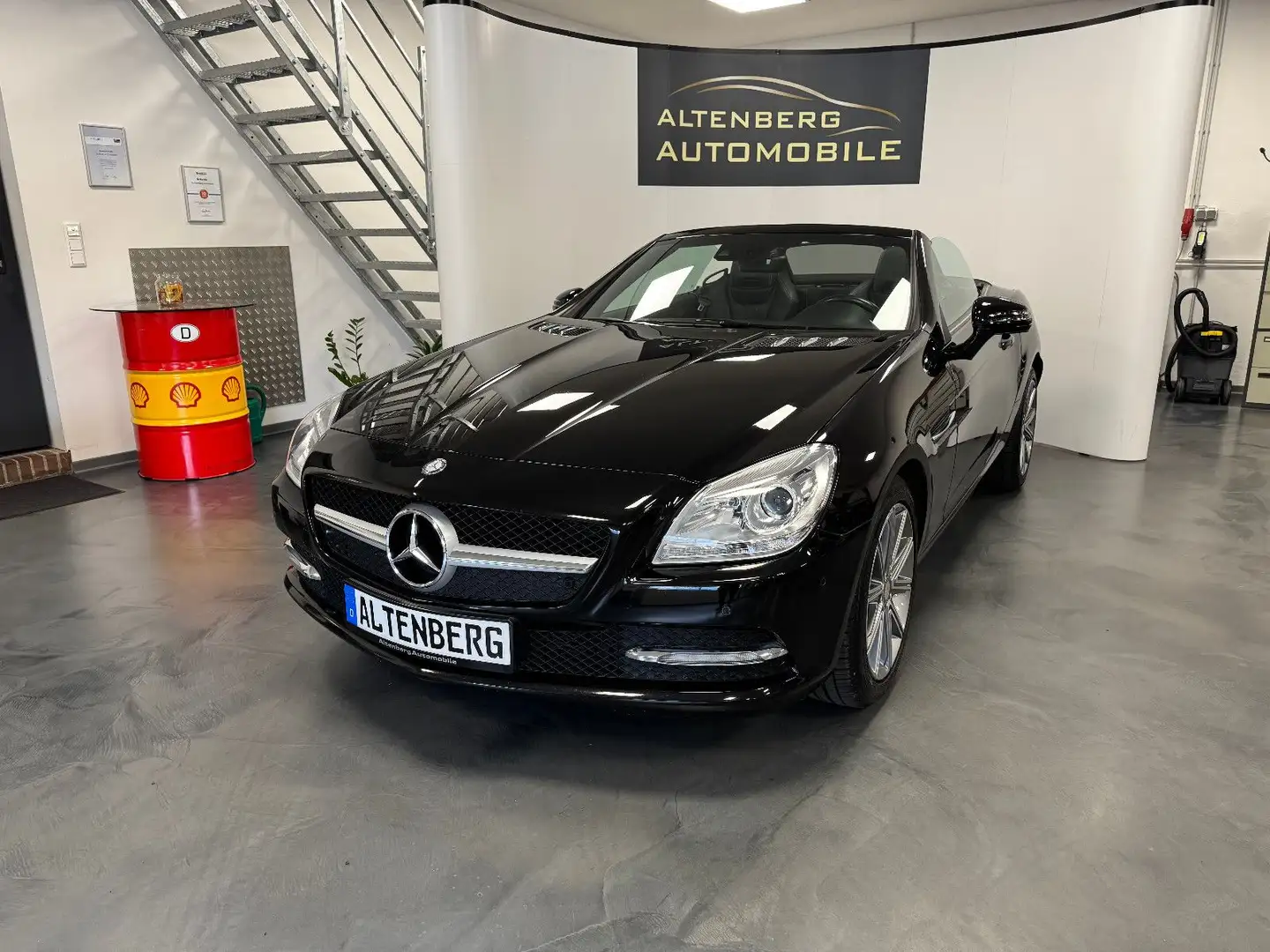 Mercedes-Benz SLK 200 Schalter Pano PDC Airscarf Klima Sitzhzg Noir - 1