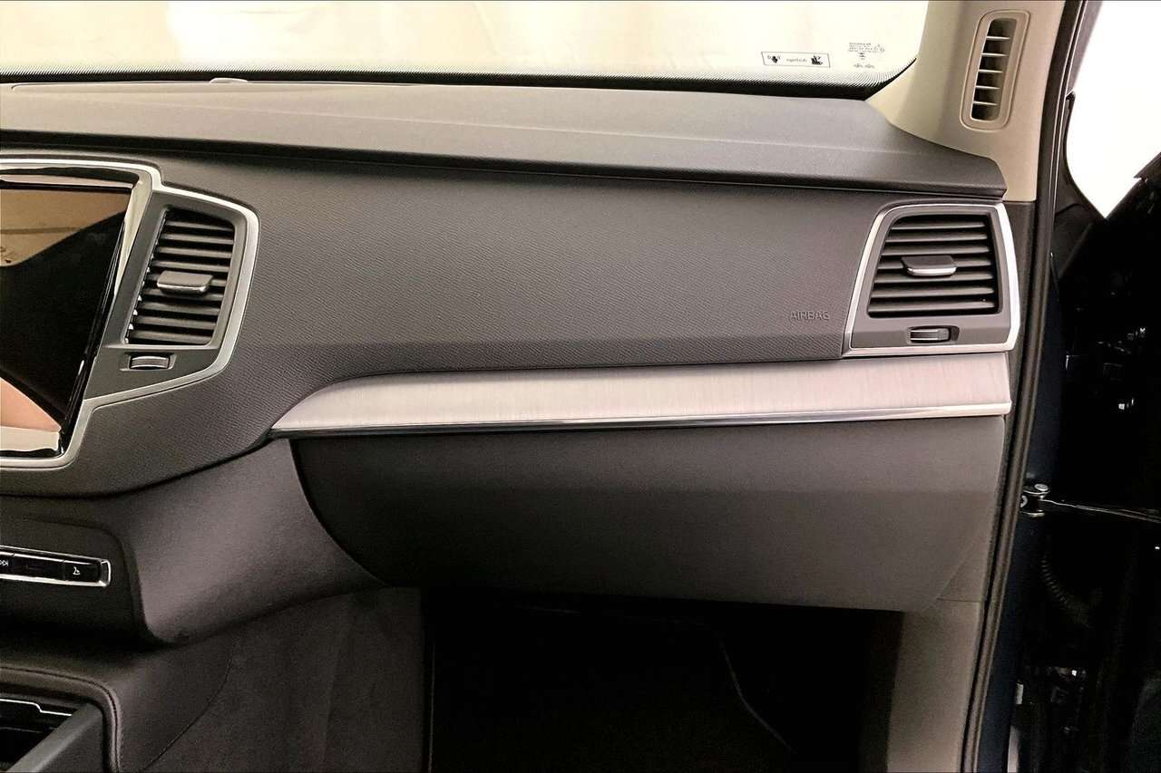 2024 Volvo XC90 CORE BRIGHT CLIMATE - 20'' WHEELS - PANORAMIC SUNR thumb 16