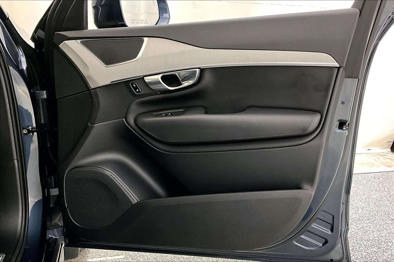 2024 Volvo XC90 CORE BRIGHT CLIMATE - 20'' WHEELS - PANORAMIC SUNR thumb 19