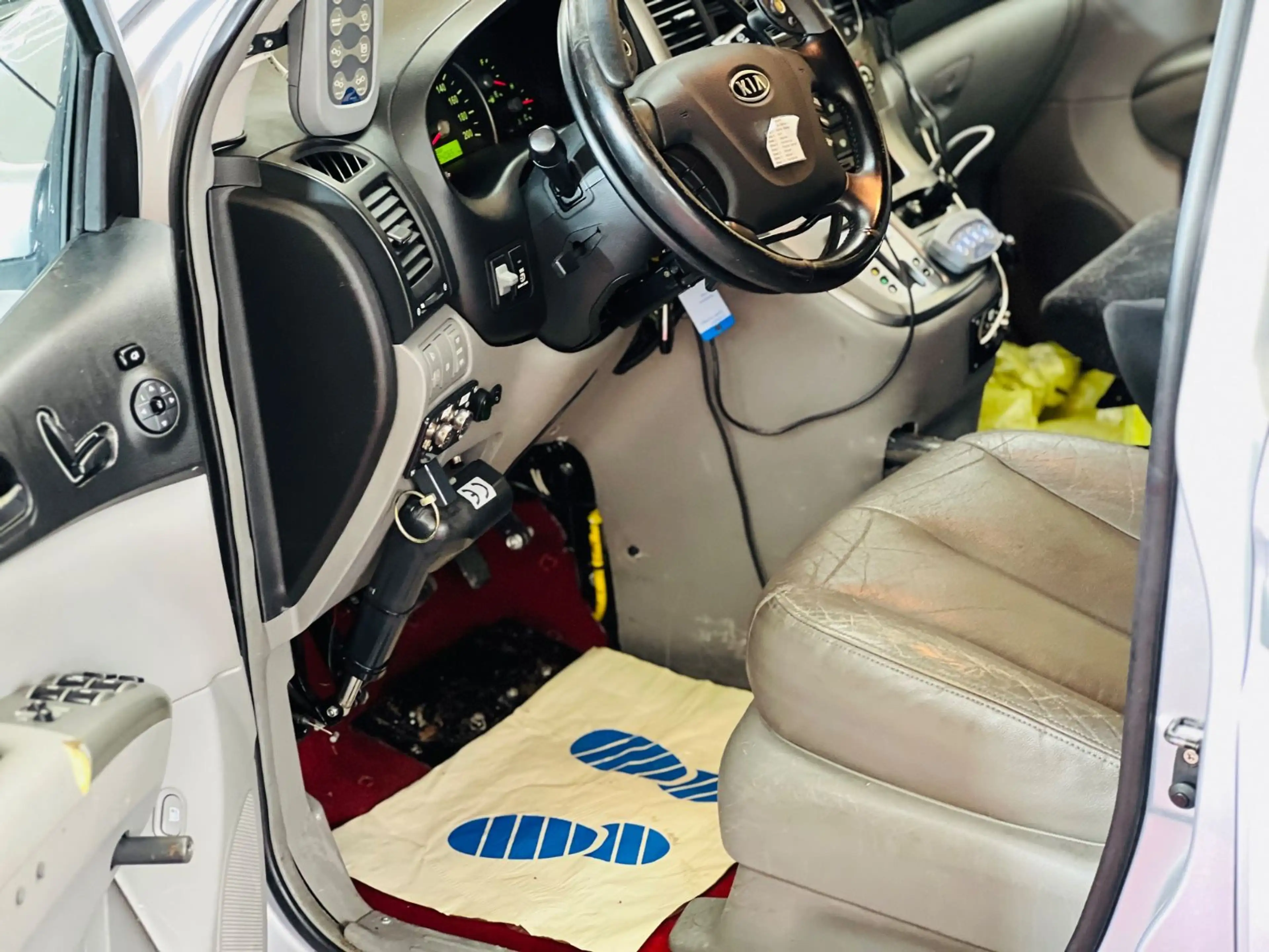 Kia Carnival Behindertengerecht-Aktivfahrer — photo 6