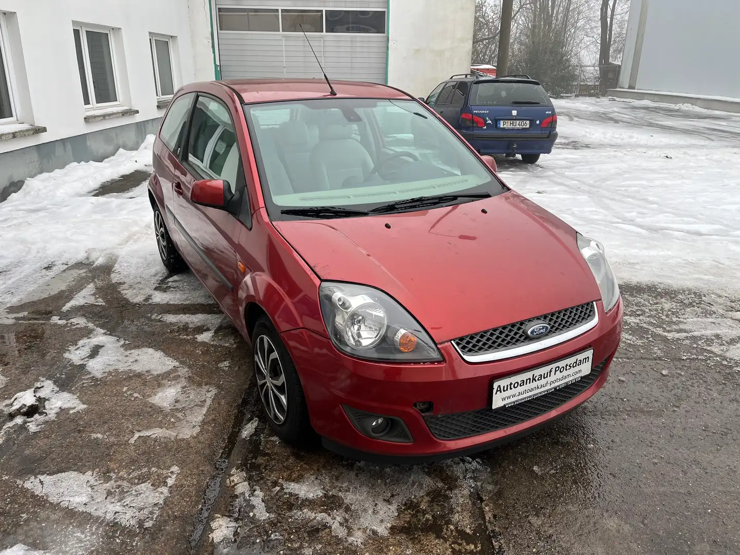 Ford Fiesta Ghia, Servo, Klima, Allwetter, TÜV 06/26 Rot - 2