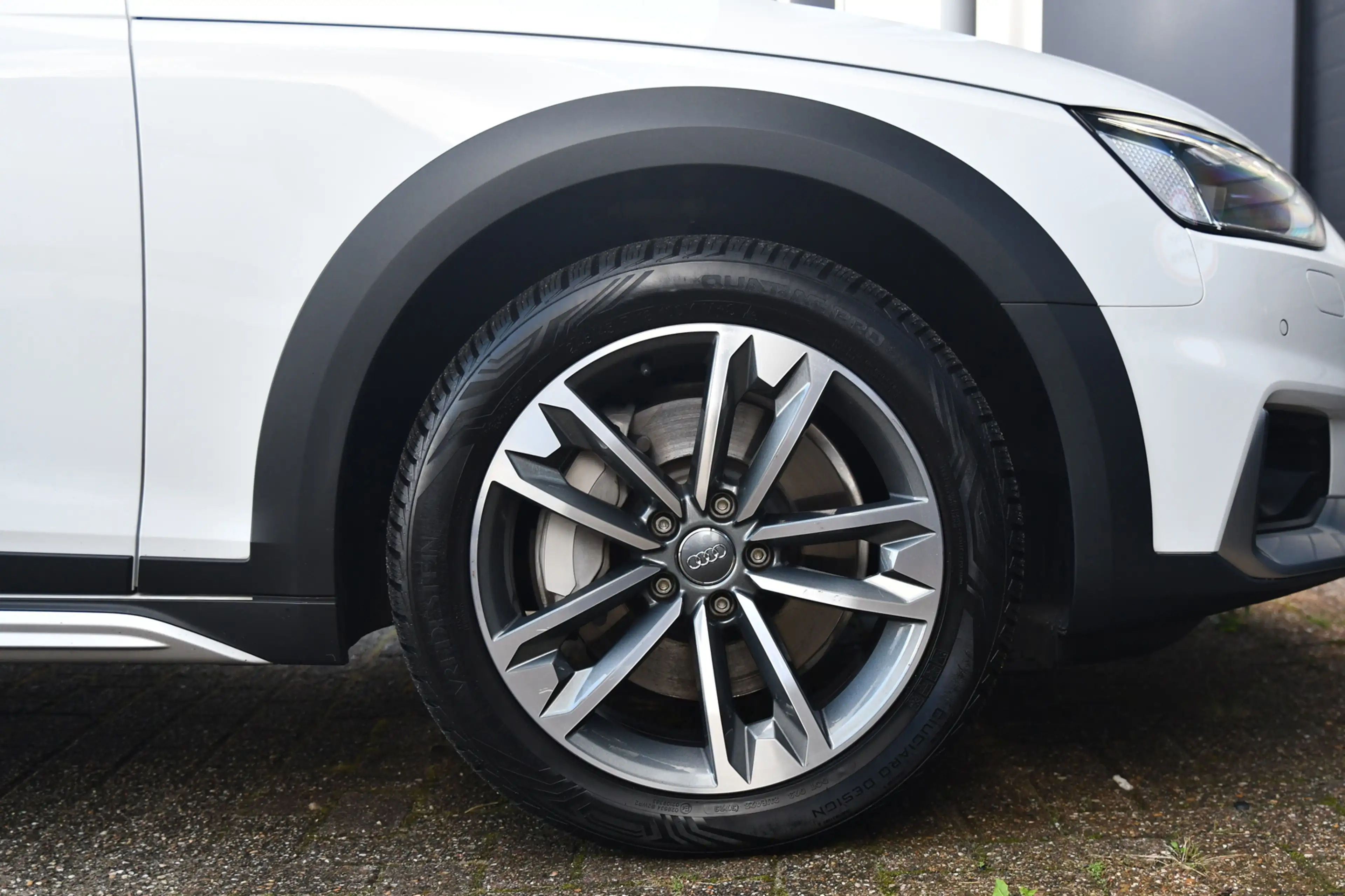 Audi A4 allroad quattro 45 TFSI, Trekhaak, Pano, Matrix, B&O, Memo — photo 15