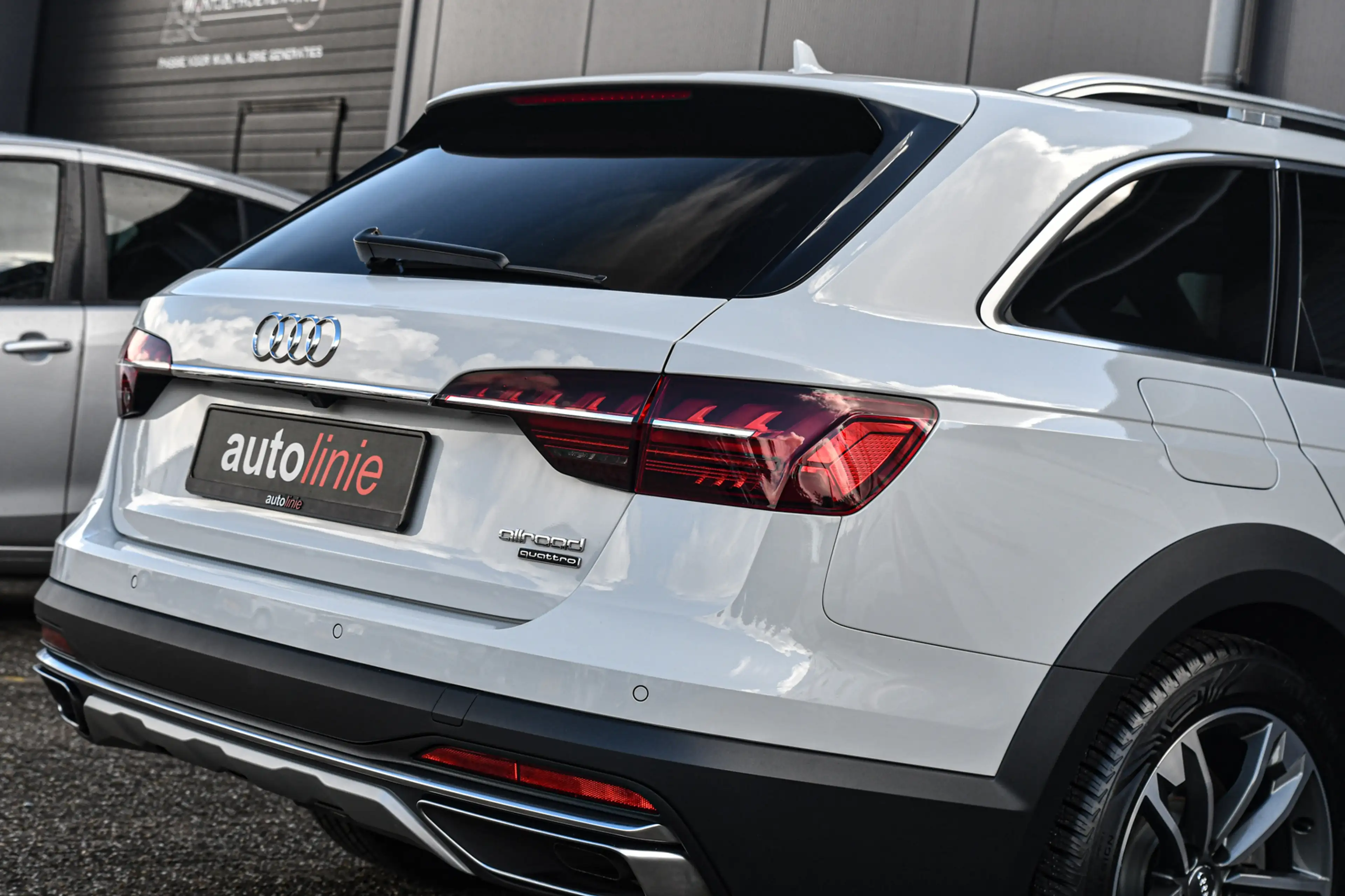 Audi A4 allroad quattro 45 TFSI, Trekhaak, Pano, Matrix, B&O, Memo — photo 10