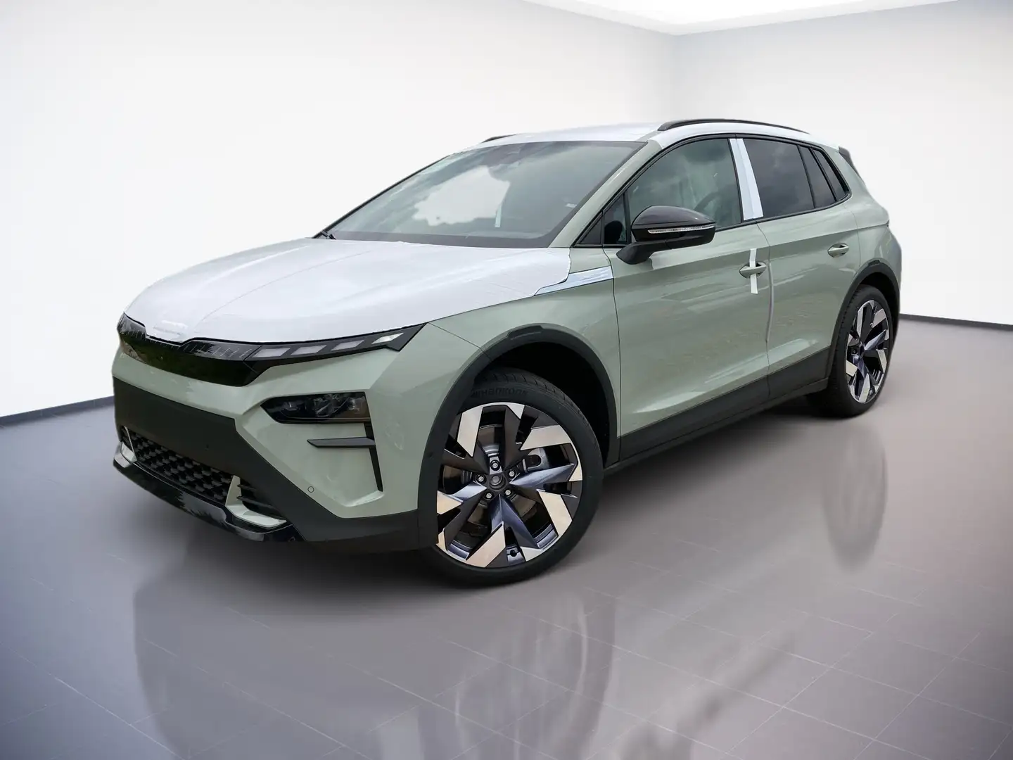 Skoda Elroq RS MATRIX.NAV.TravelA.WÄRMEPUMPE.360°.AHK.CANTON.S Grün - 2