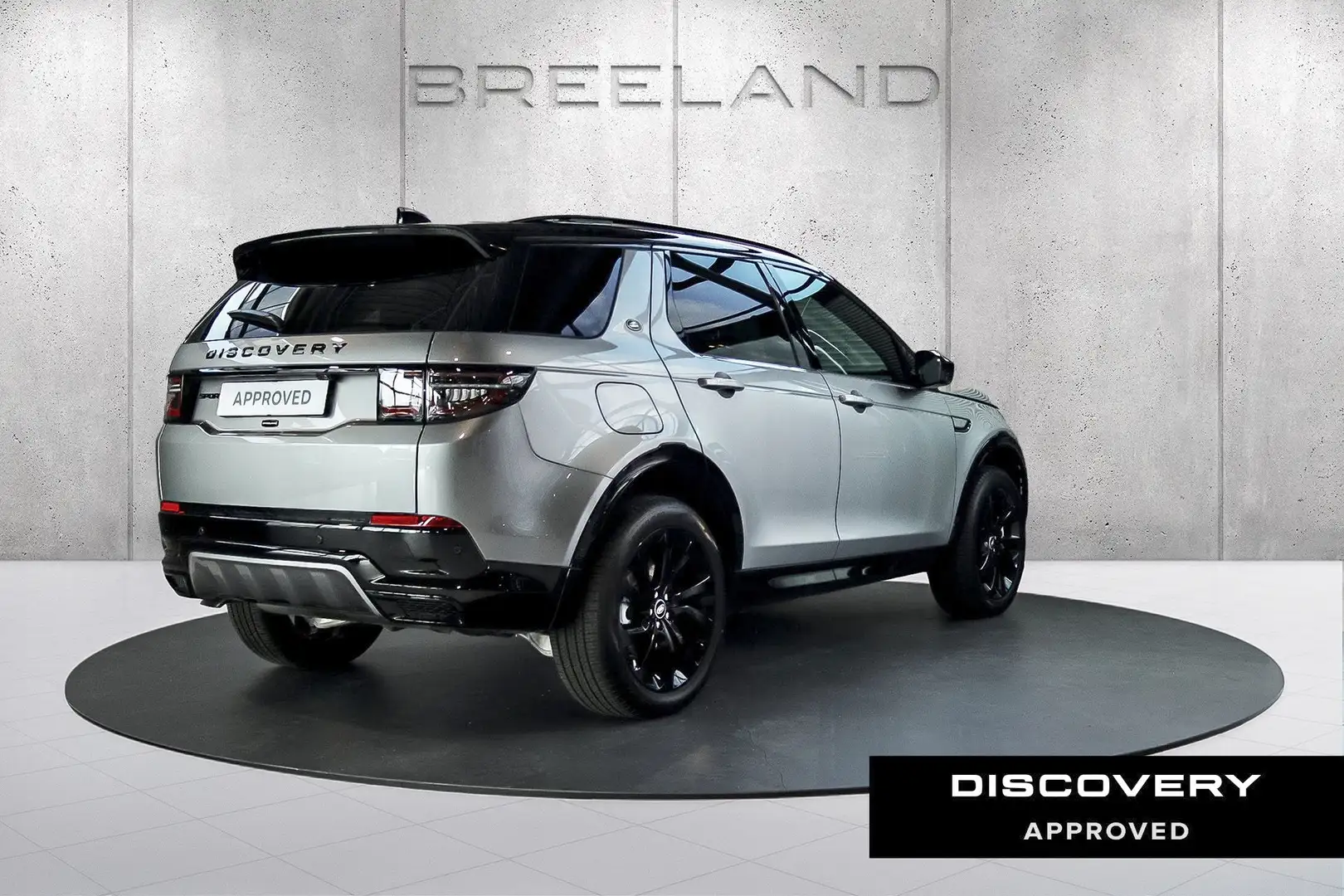 Land Rover Discovery Sport P270e Dynamic SE Limited Edition | Trekhaak | Pano Grijs - 2