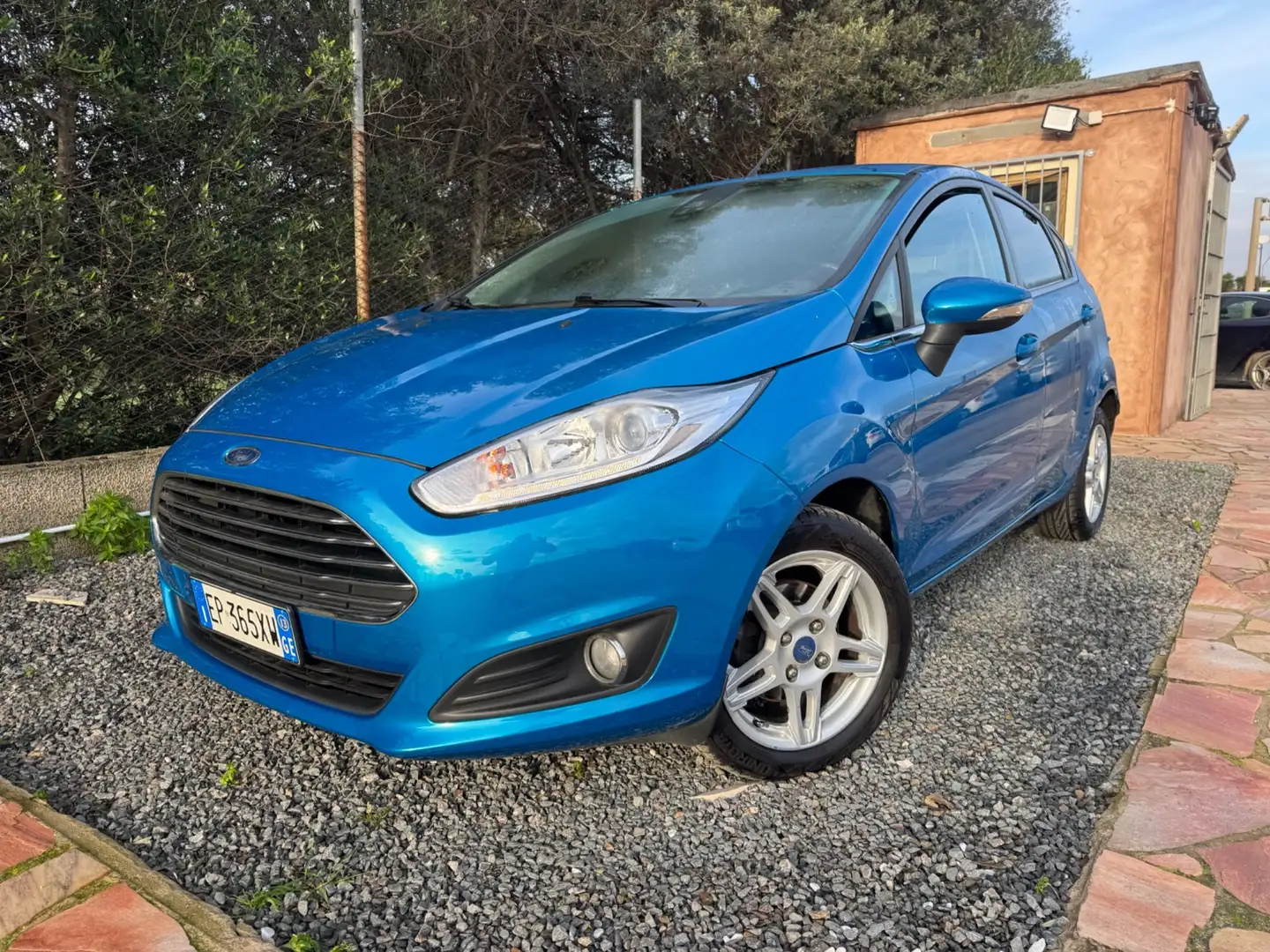 Ford Fiesta Fiesta 1.5 TDCi 75CV 5 porte Titanium Bleu - 1