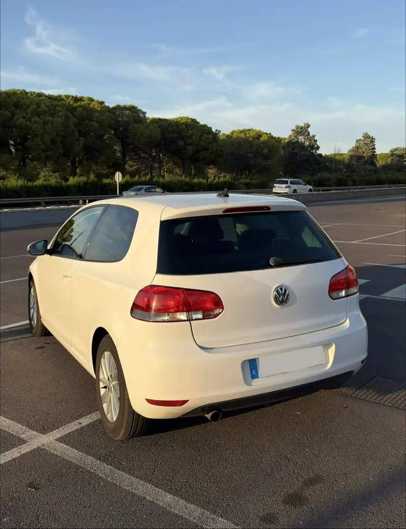 Volkswagen Golf 1.6 TDI DPF BlueMotion - 2