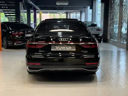 Annonce voiture d'occasion Audi A8 - CARADIZE