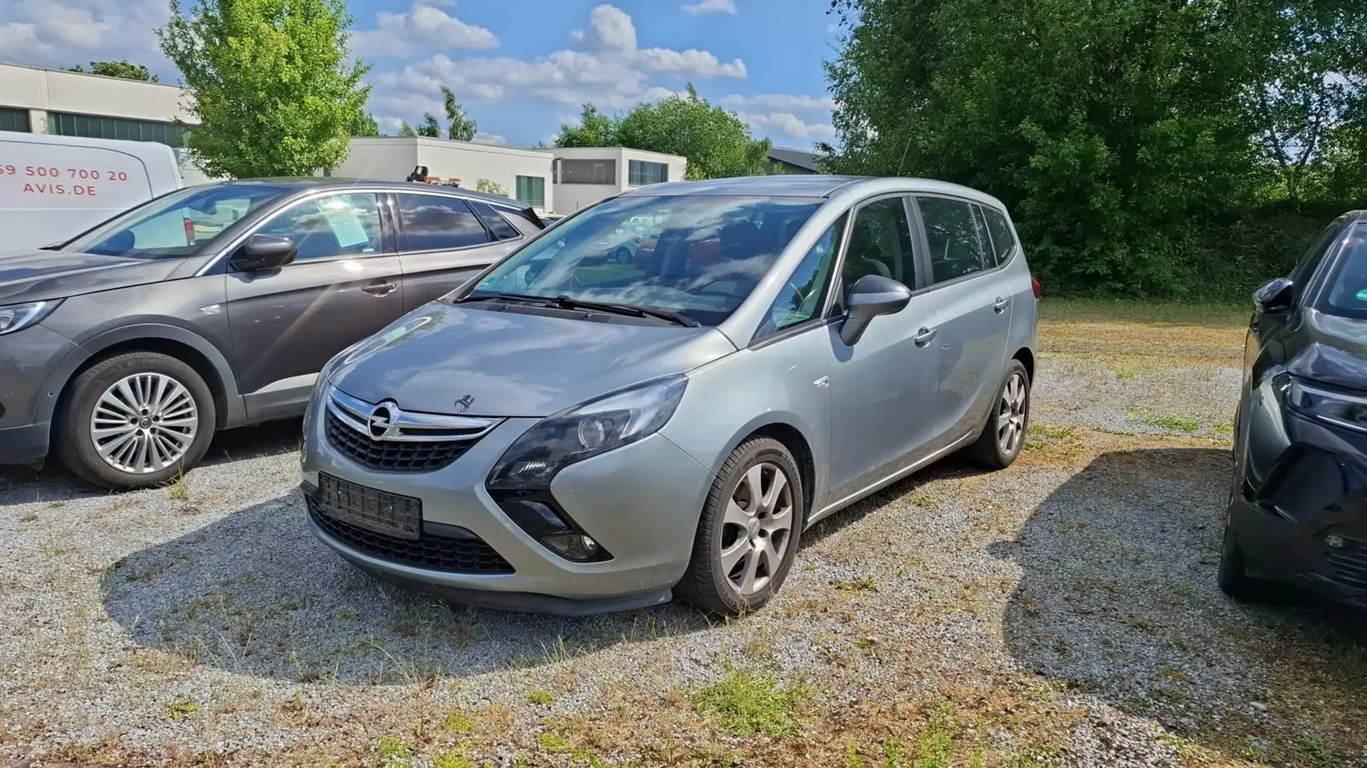 Opel Zafira Tourer Zafira C Tourer 1.4 (120 PS) + 5-Sitzer + USB Срібний - 1