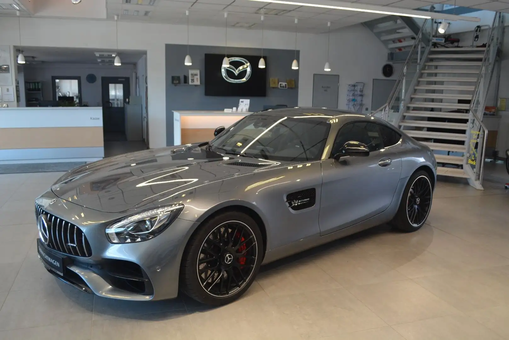 Mercedes-Benz AMG GT AMG-Performance Schalensitze; Burmester Grijs - 2