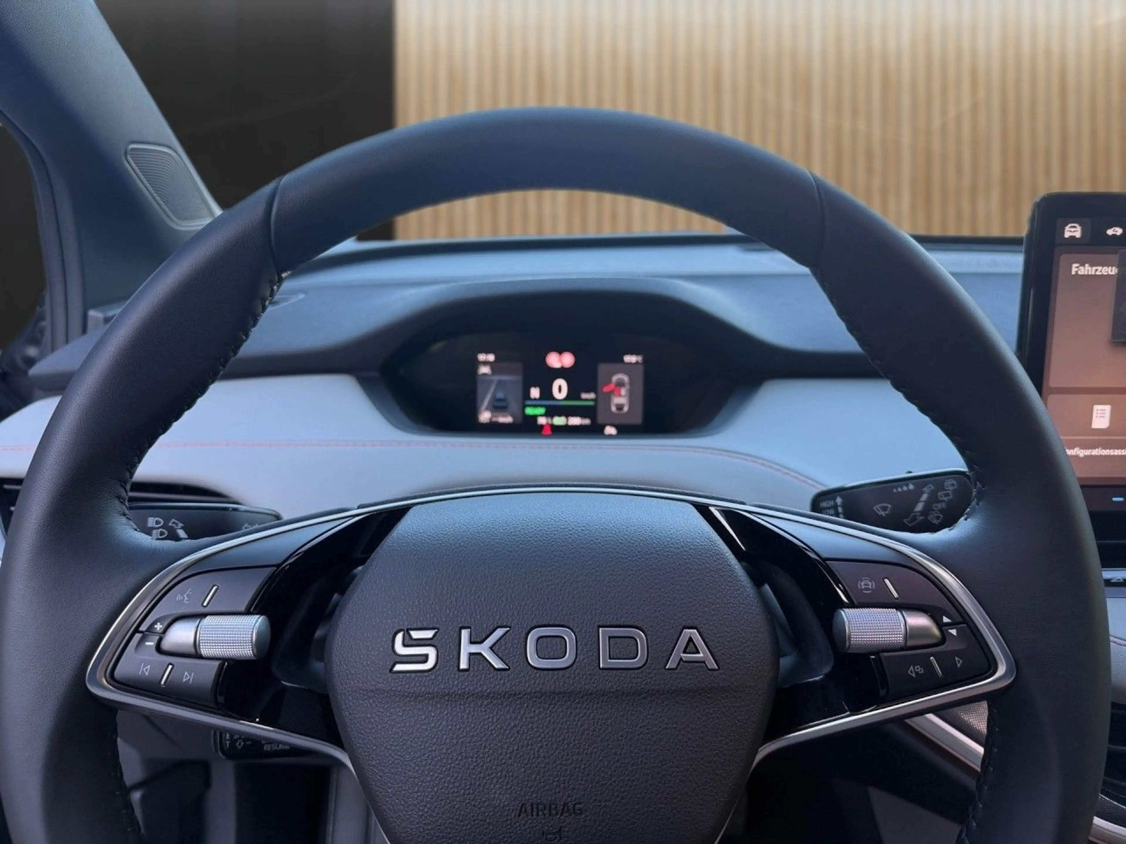 Skoda Elroq 60 Lodge 63kWh 204PS 19 Zoll Alu — photo 8
