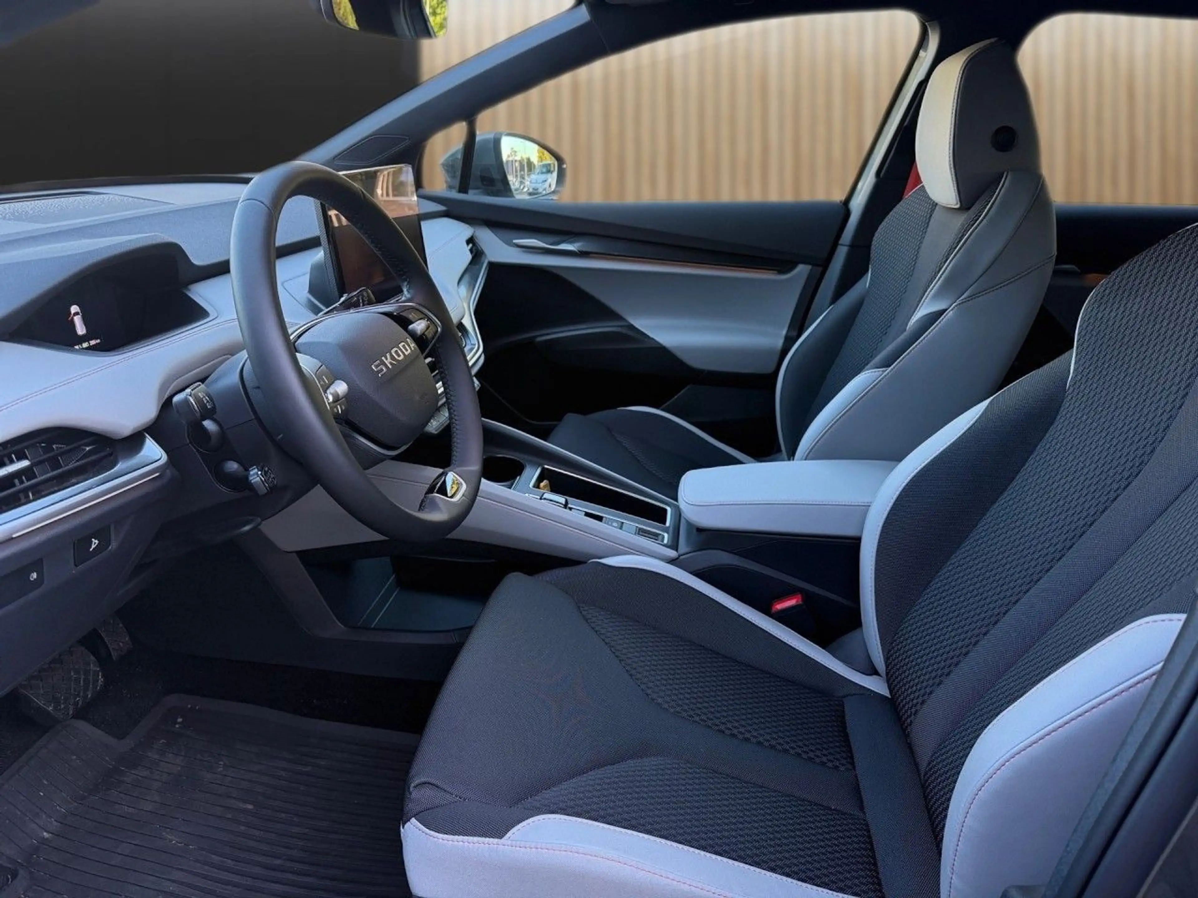 Skoda Elroq 60 Lodge 63kWh 204PS 19 Zoll Alu — photo 7