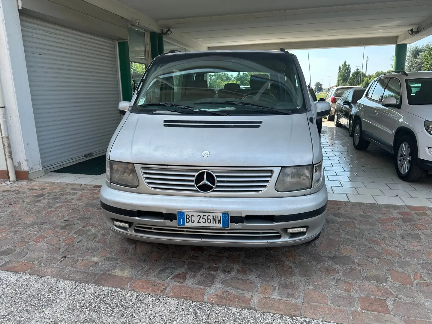Mercedes-Benz V Classe V - W638 220 cdi Ambiente Argent - 2