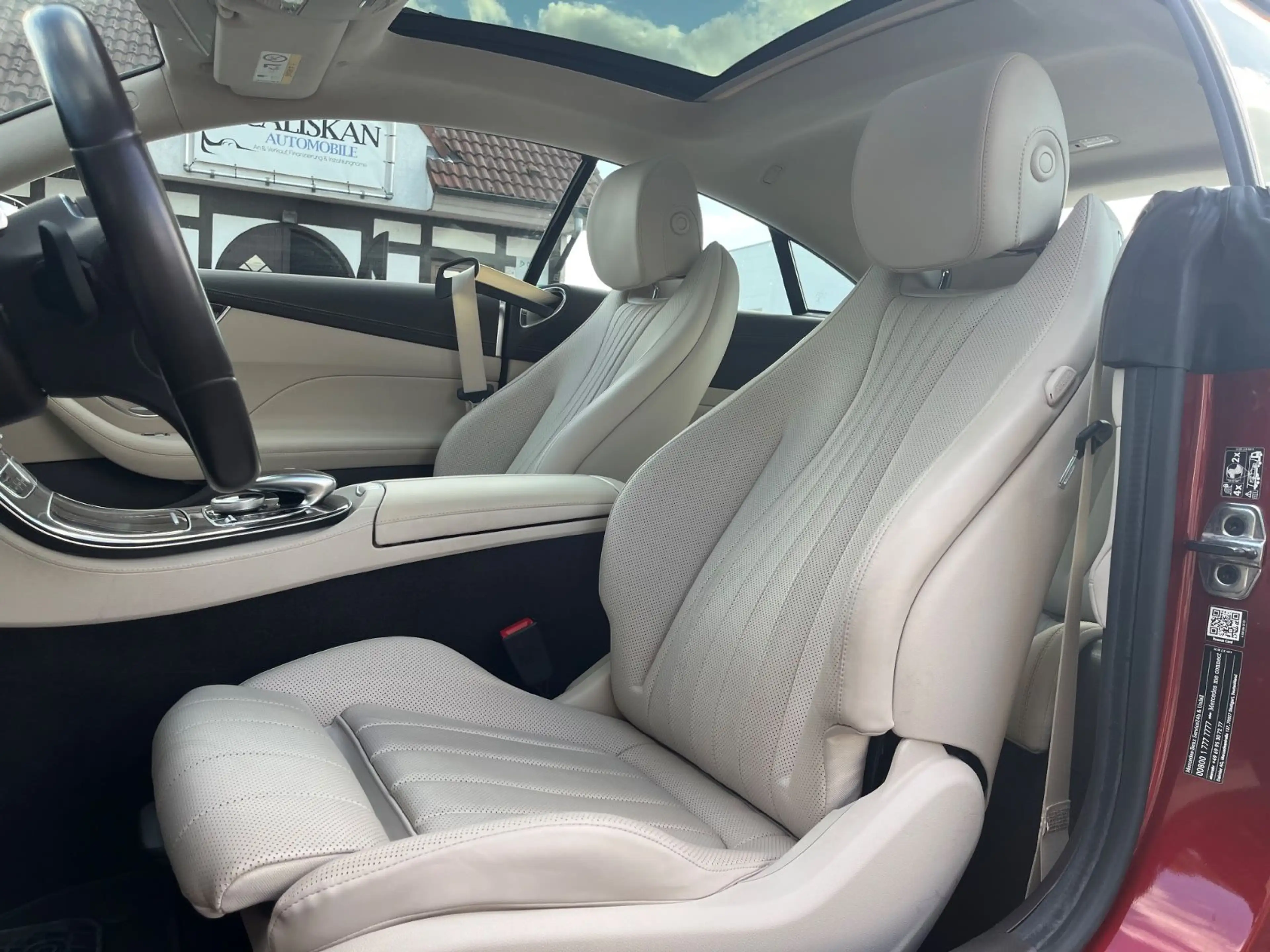 Mercedes-Benz E 450 Coupe 4Matic / 1.Hand /Panorama — photo 15