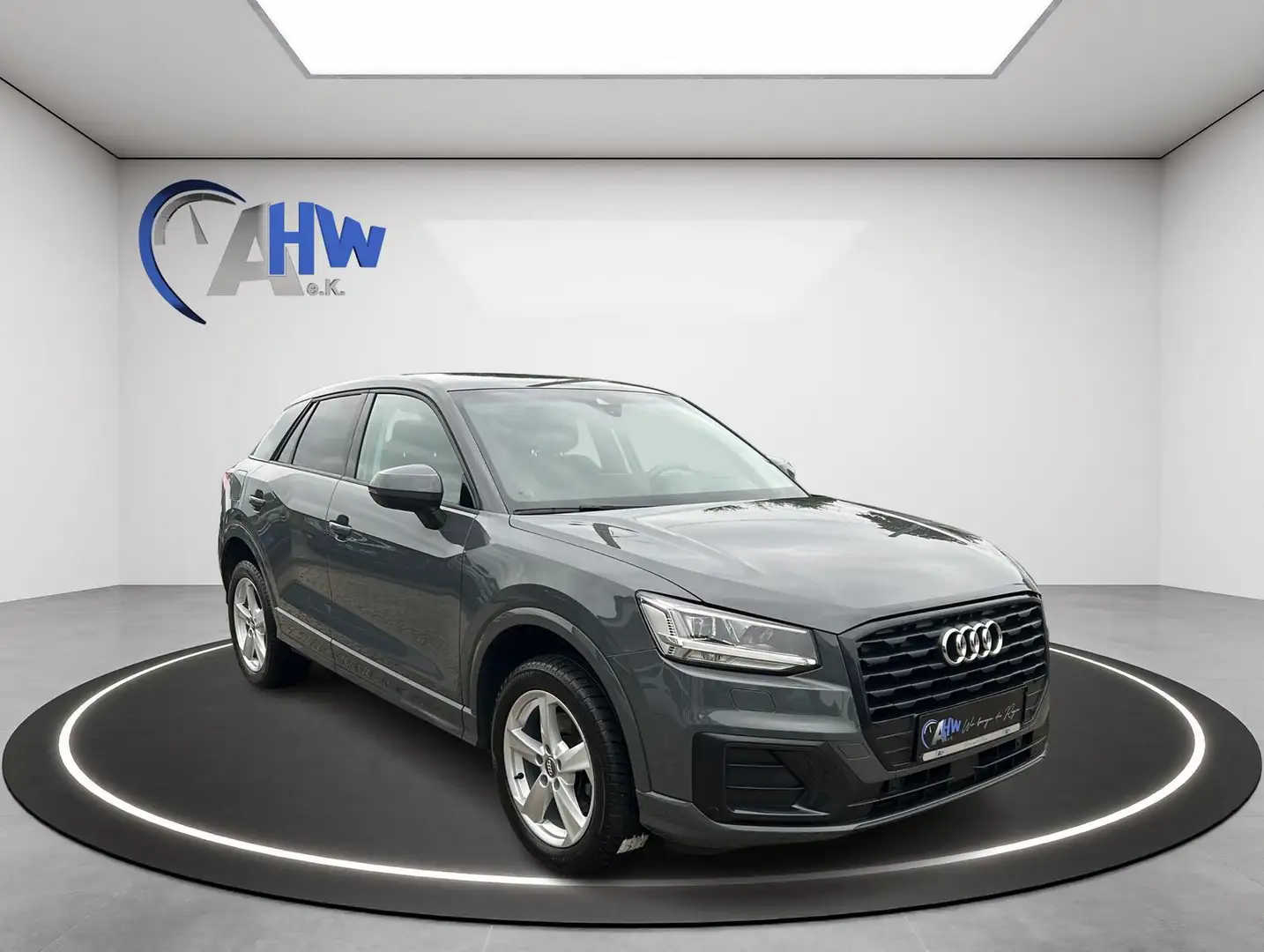 Audi Q2 35 TDI SPORT Gris - 2
